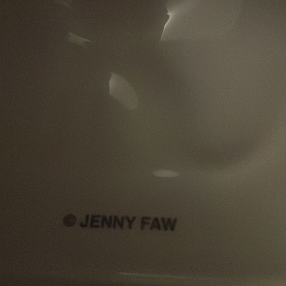 JENNY FAW CATS & DOGS TISSUE HOLDER - Picture 5 of 6